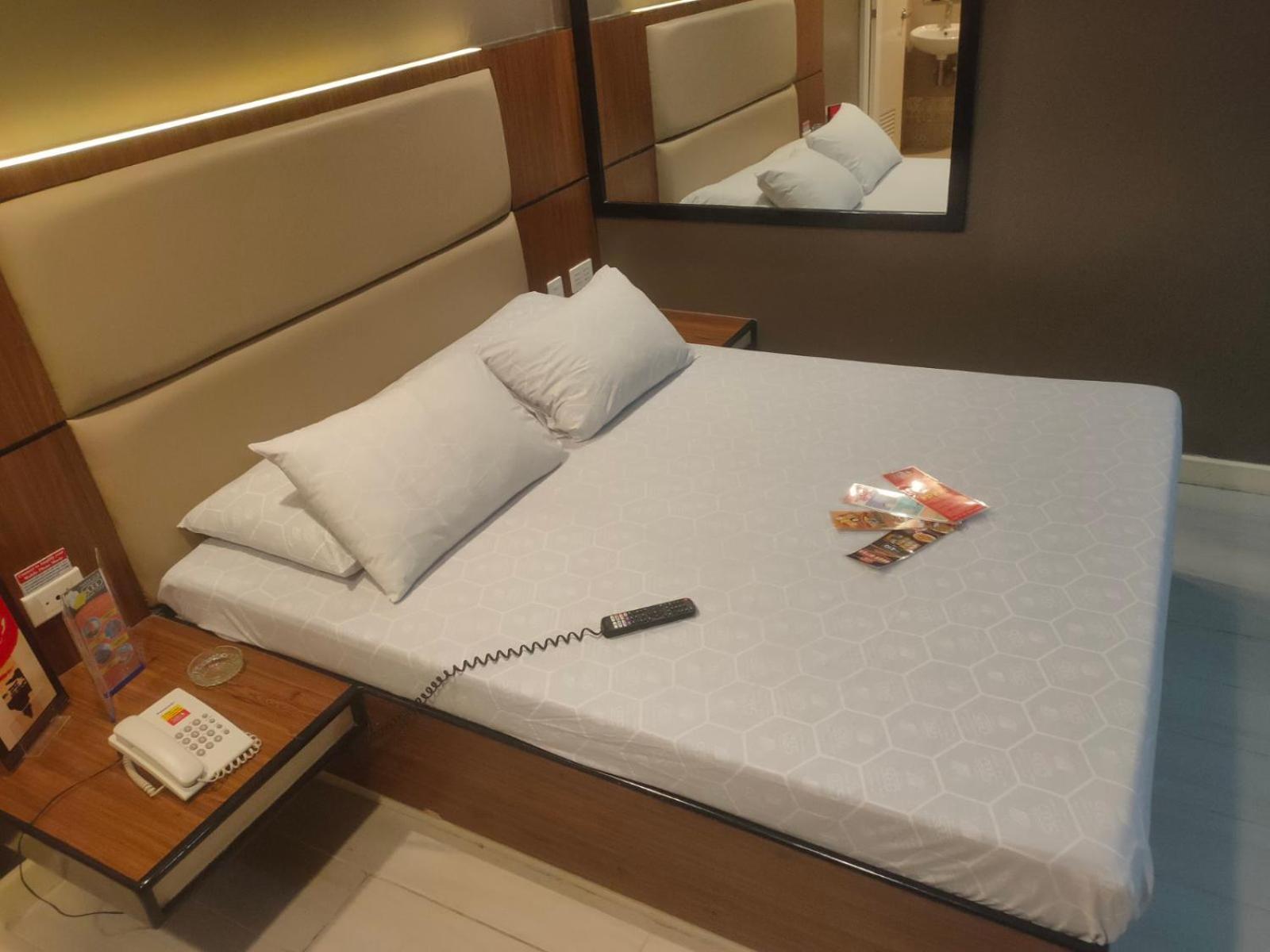 Hotel Sogo Macapagal Paranaque City Екстер'єр фото